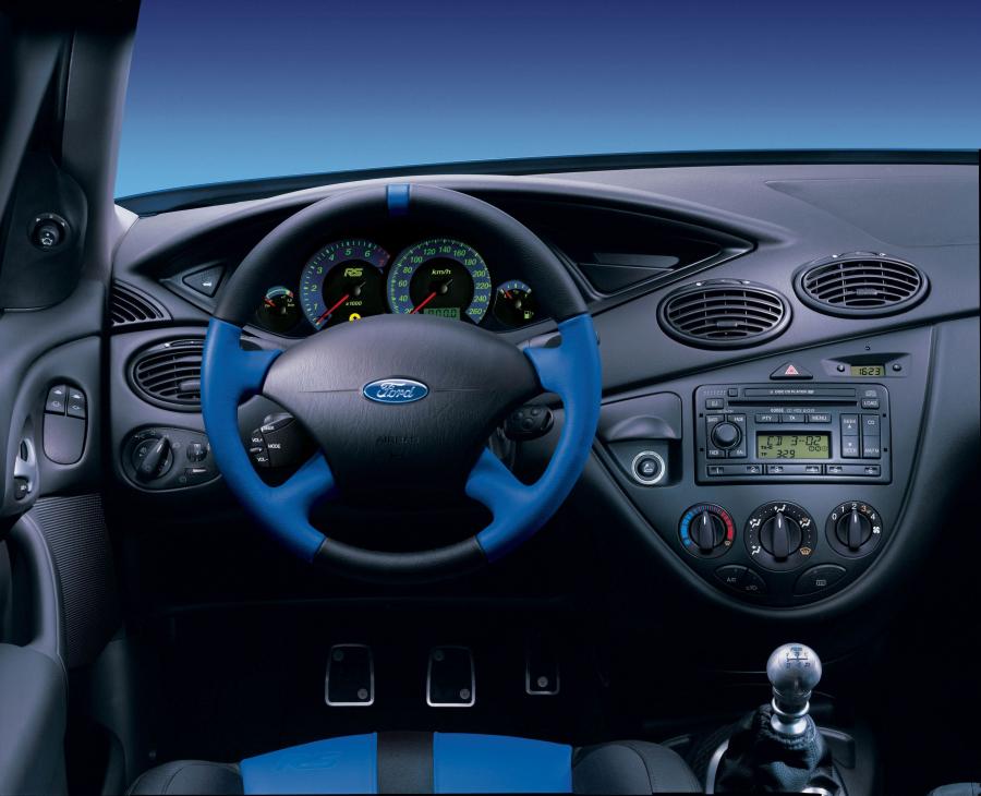  Ford Focus RS 2002 года  (фото 3 из 35)